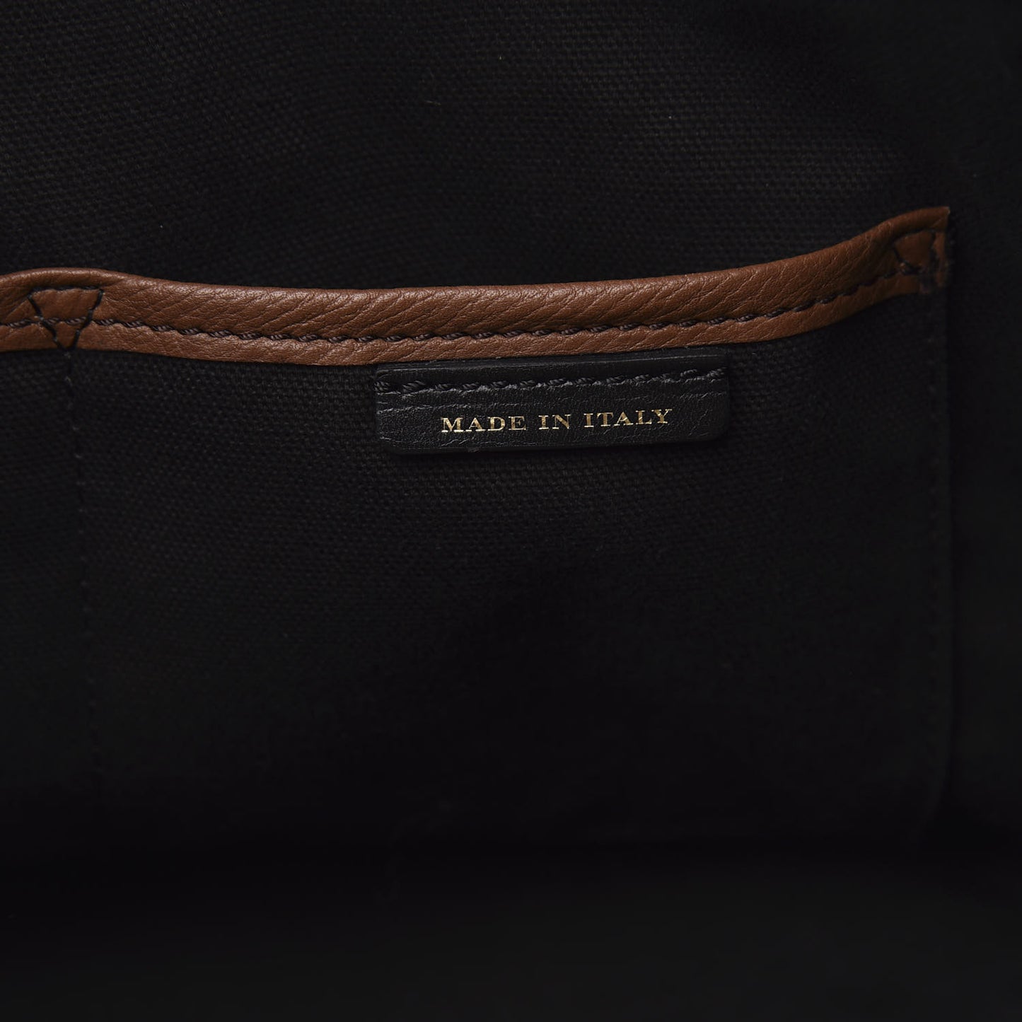 Grainy Calfskin House Check Small Canterbury Dark Sand
