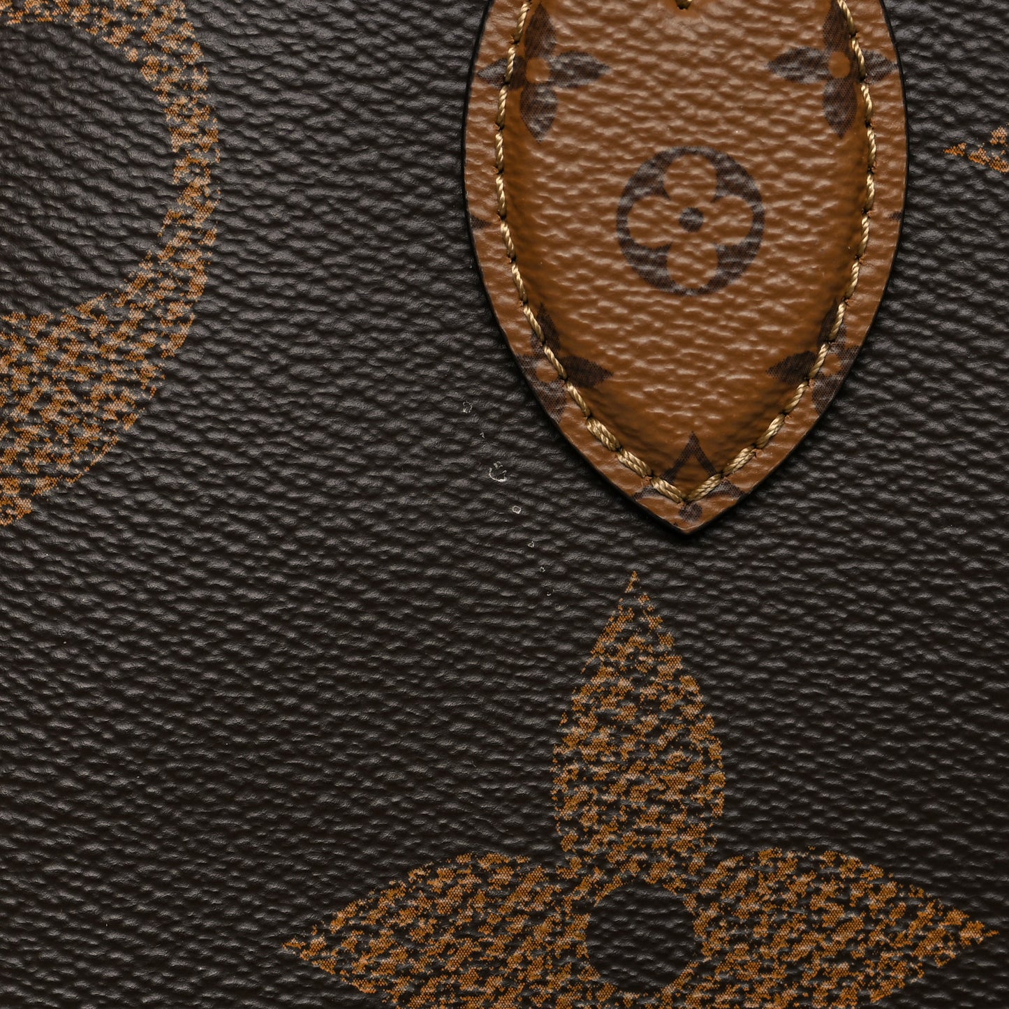 Reverse Monogram Giant Onthego GM
