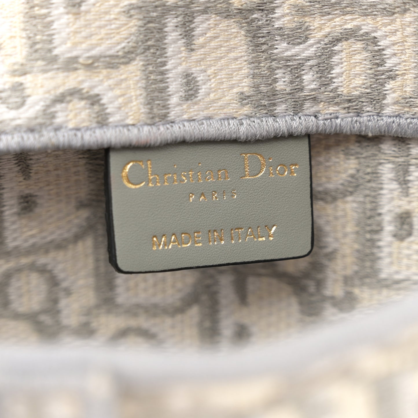 Oblique Slim Saddle Pouch Grey