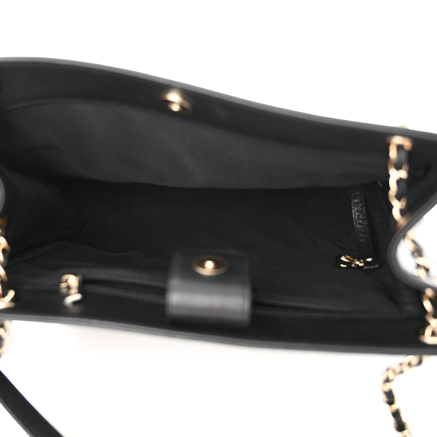 Caviar Quilted In Out Flap Shopping Tote Black