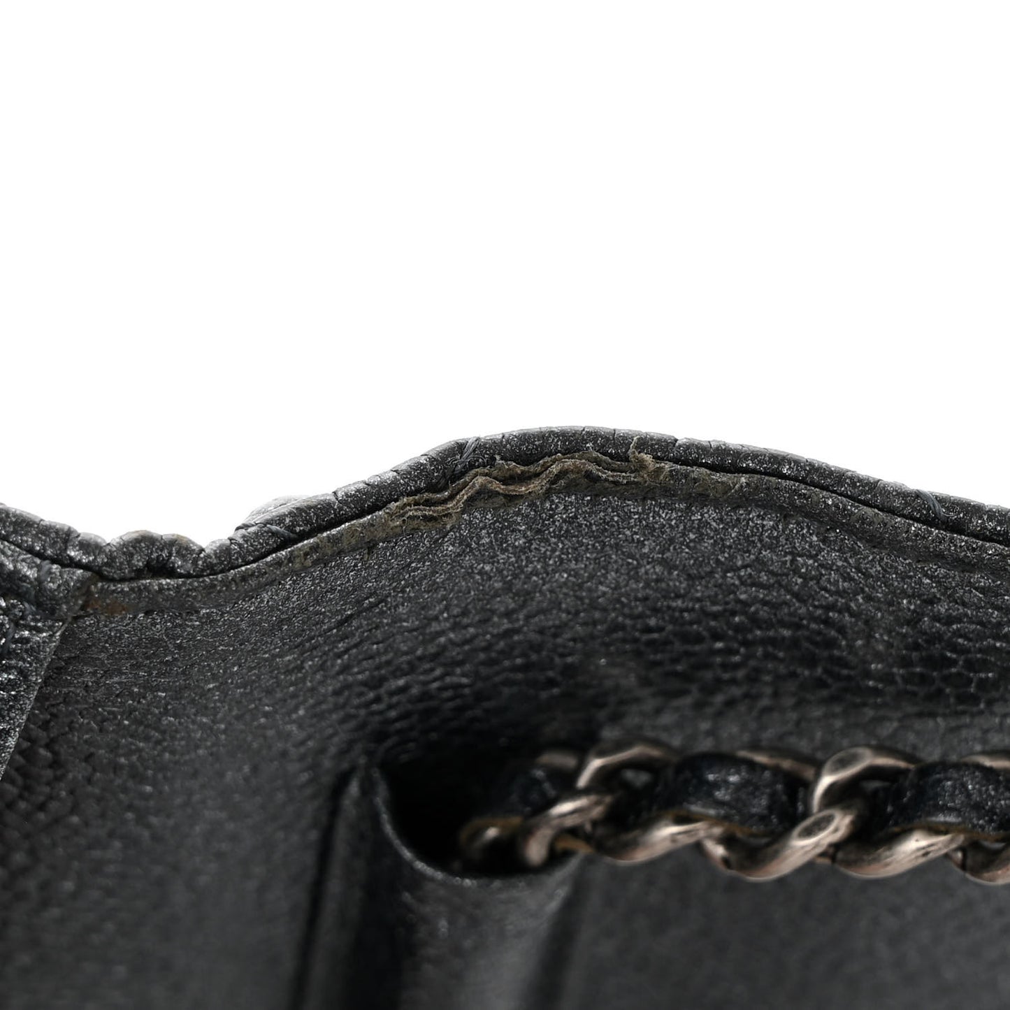 Pearly Caviar Quilted Wallet On Chain WOC Grey