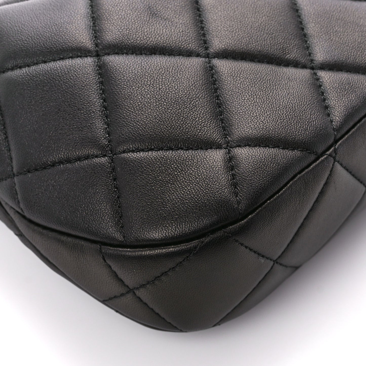 Lambskin Quilted CC Chain Hobo Black