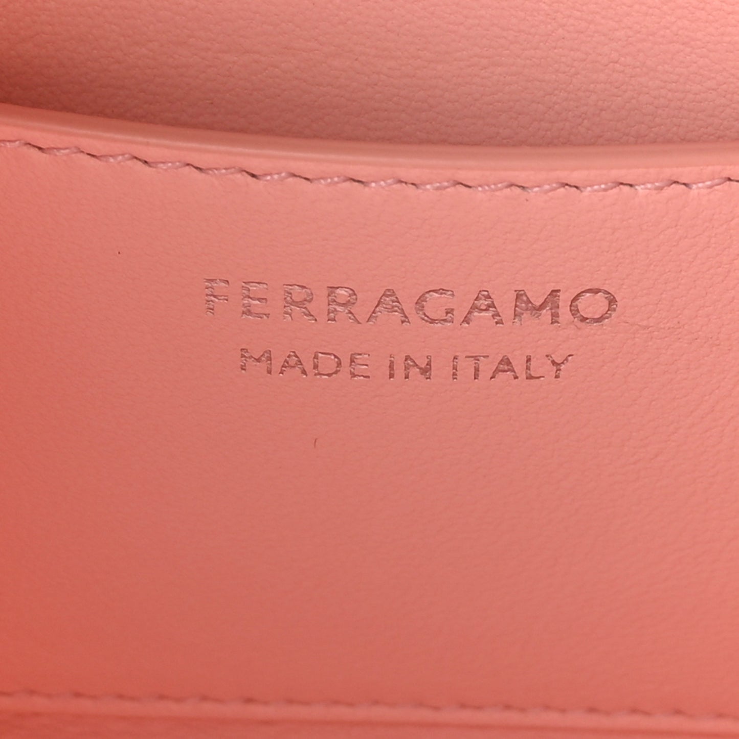 Calfskin Small Hug Pouch Pink