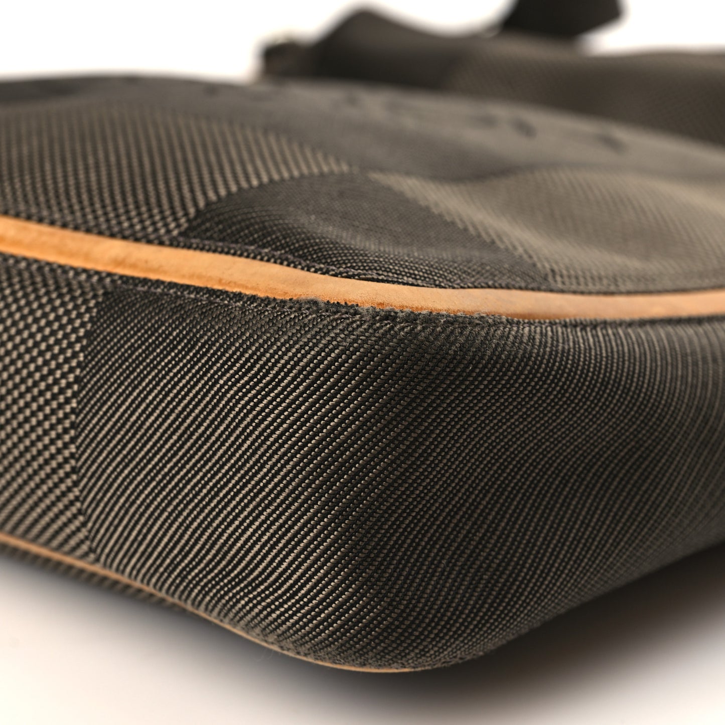 Damier Geant Compagnon Messenger Terre
