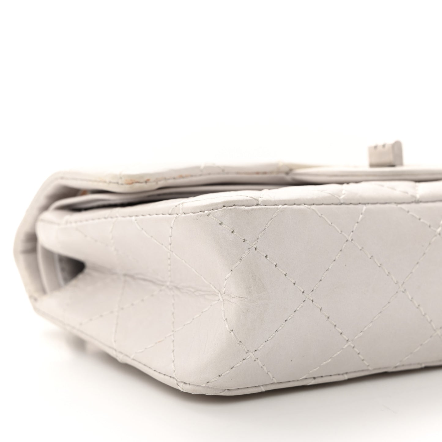Aged Calfskin 50th Anniversary 2.55 Reissue 224 Flap White
