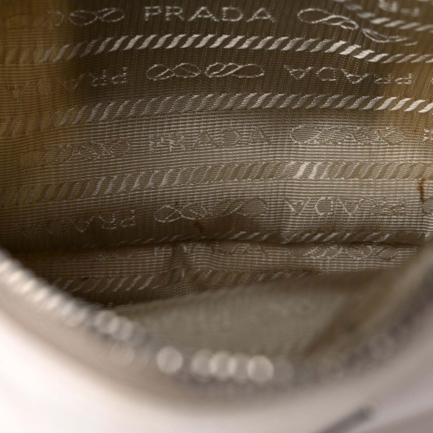 Prada Nylon Re-Edition 2005 Shoulder Bag White 11 of 16