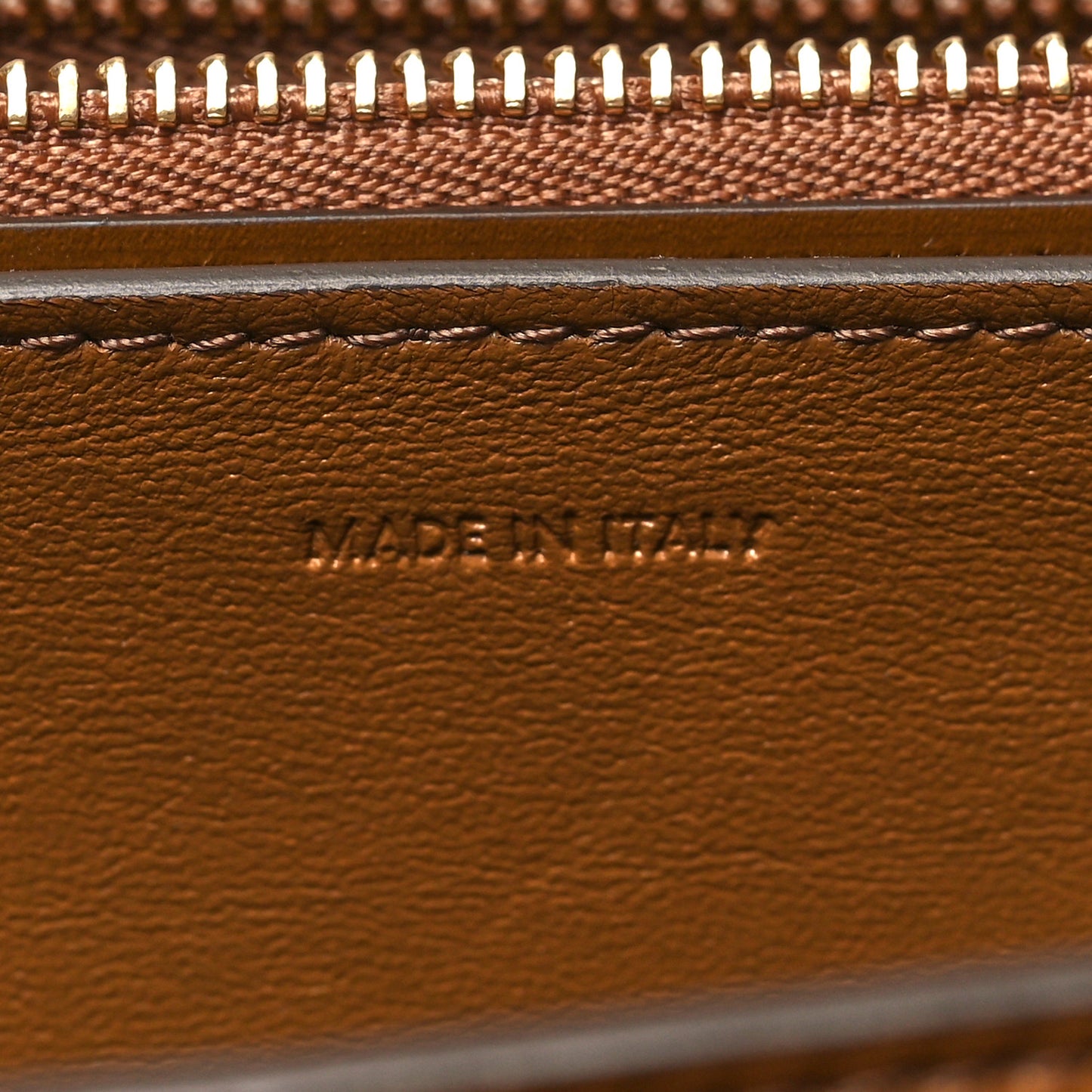 Box Calfskin Medium Classic Box Flap Bag Camel