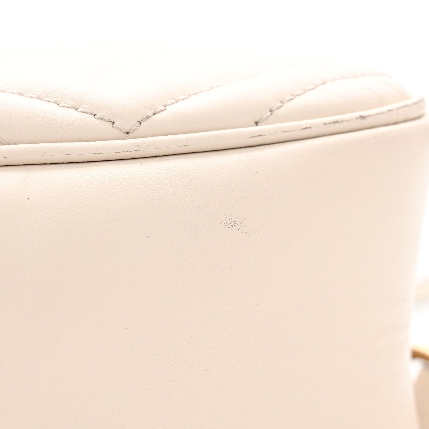 Calfskin Matelasse Small GG Marmont Chain Shoulder Bag White