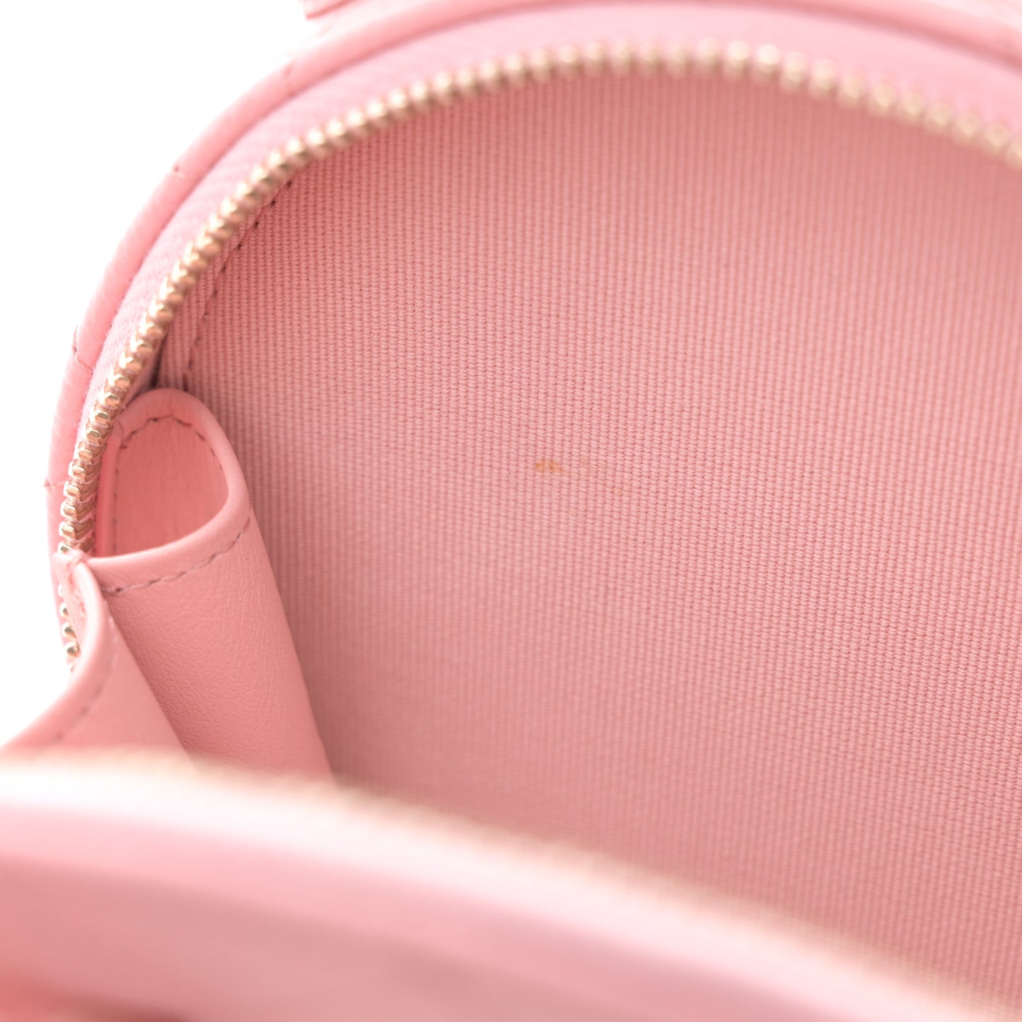Caviar Quilted Round Handle With Care Vanity With Chain Pink