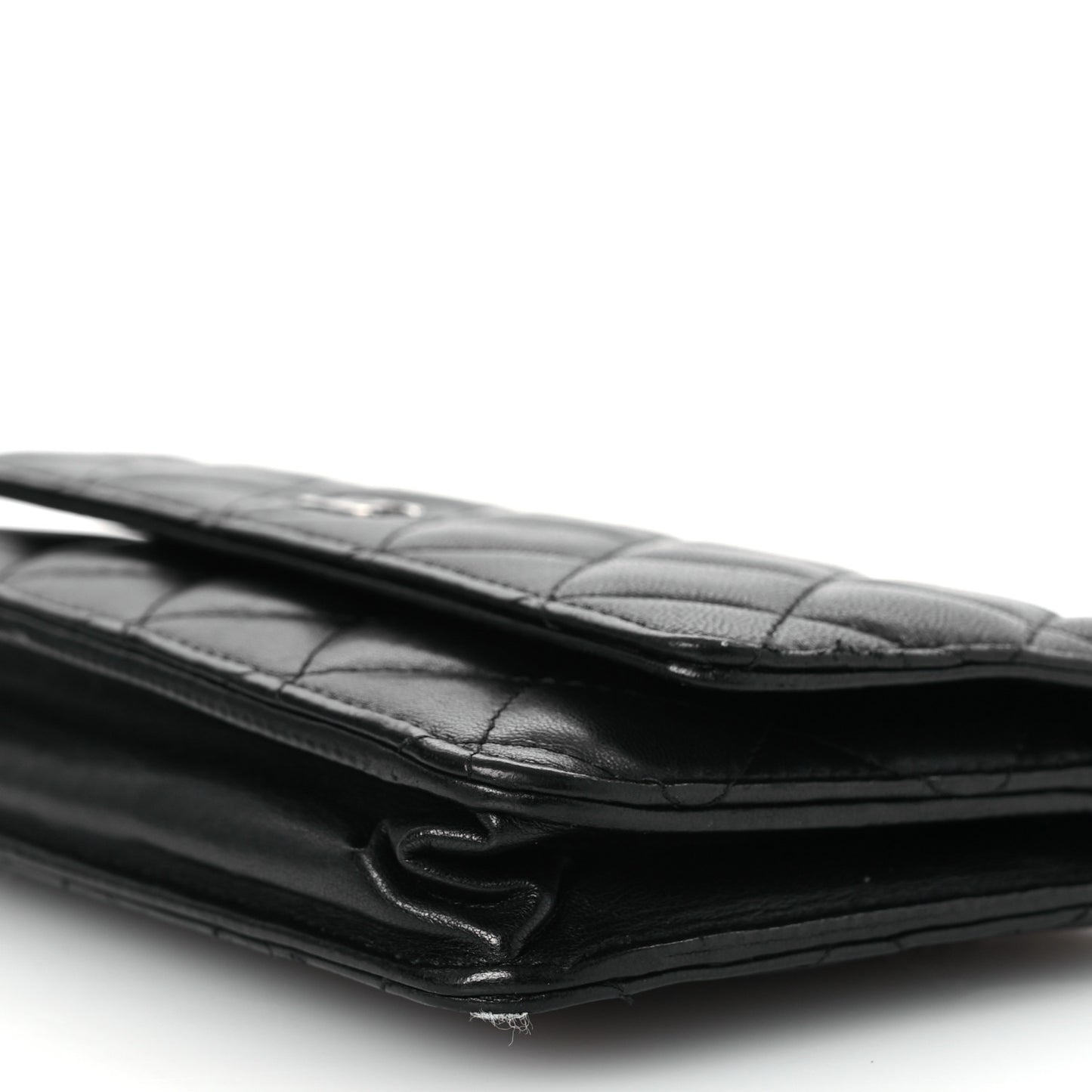 Lambskin Quilted Wallet On Chain WOC Black