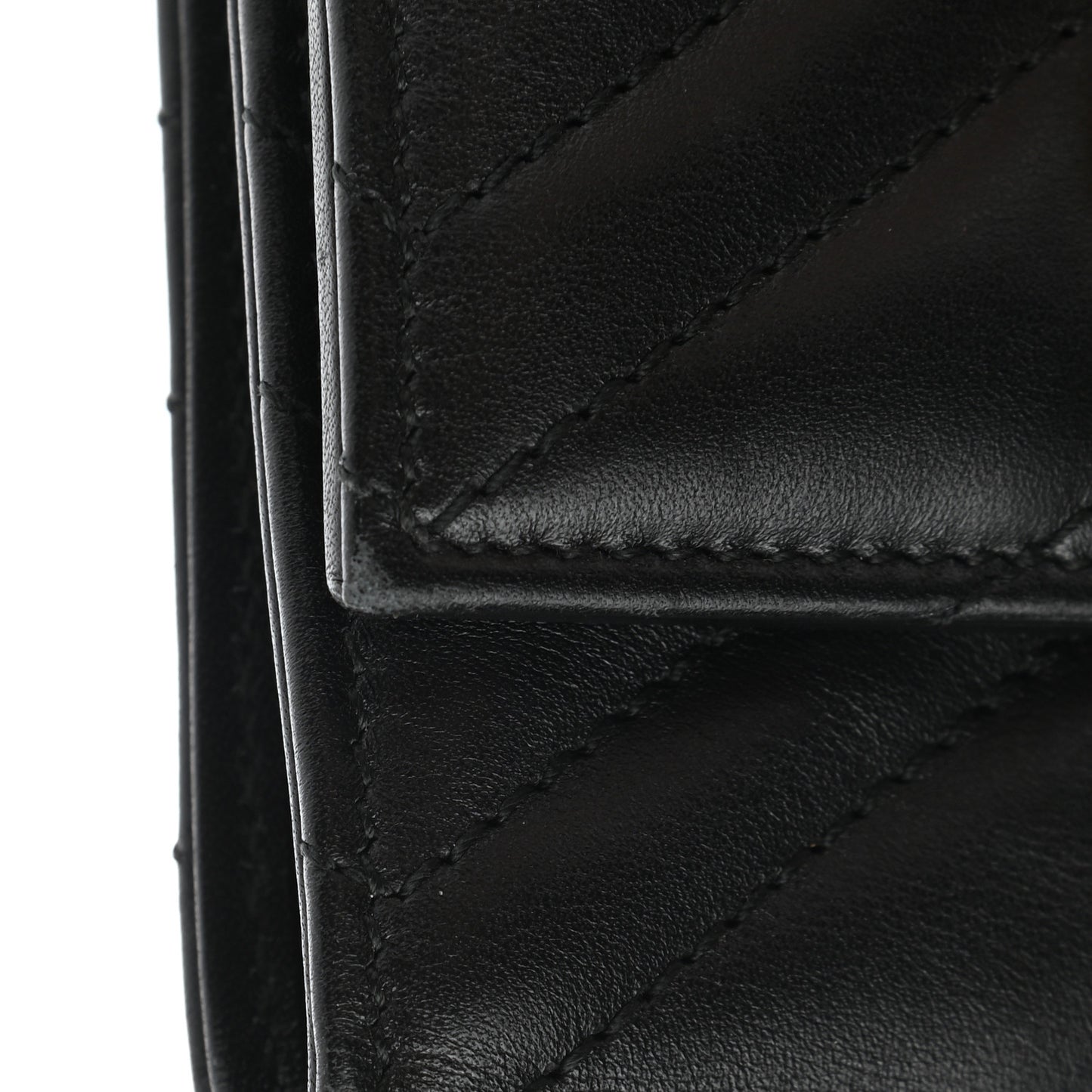 Calfskin Matelasse GG Marmont Wallet Black