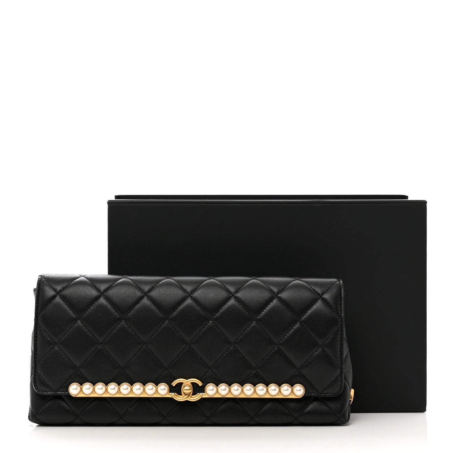 Lambskin Quilted Pearl Clutch Black