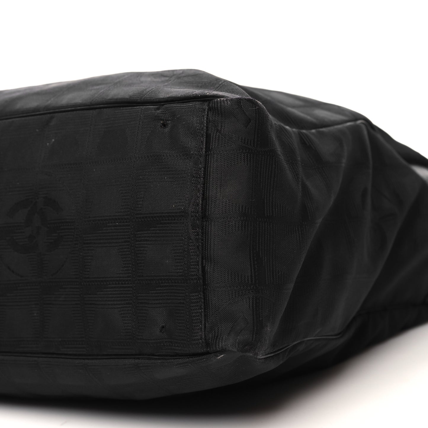 Nylon Medium Travel Tote Black