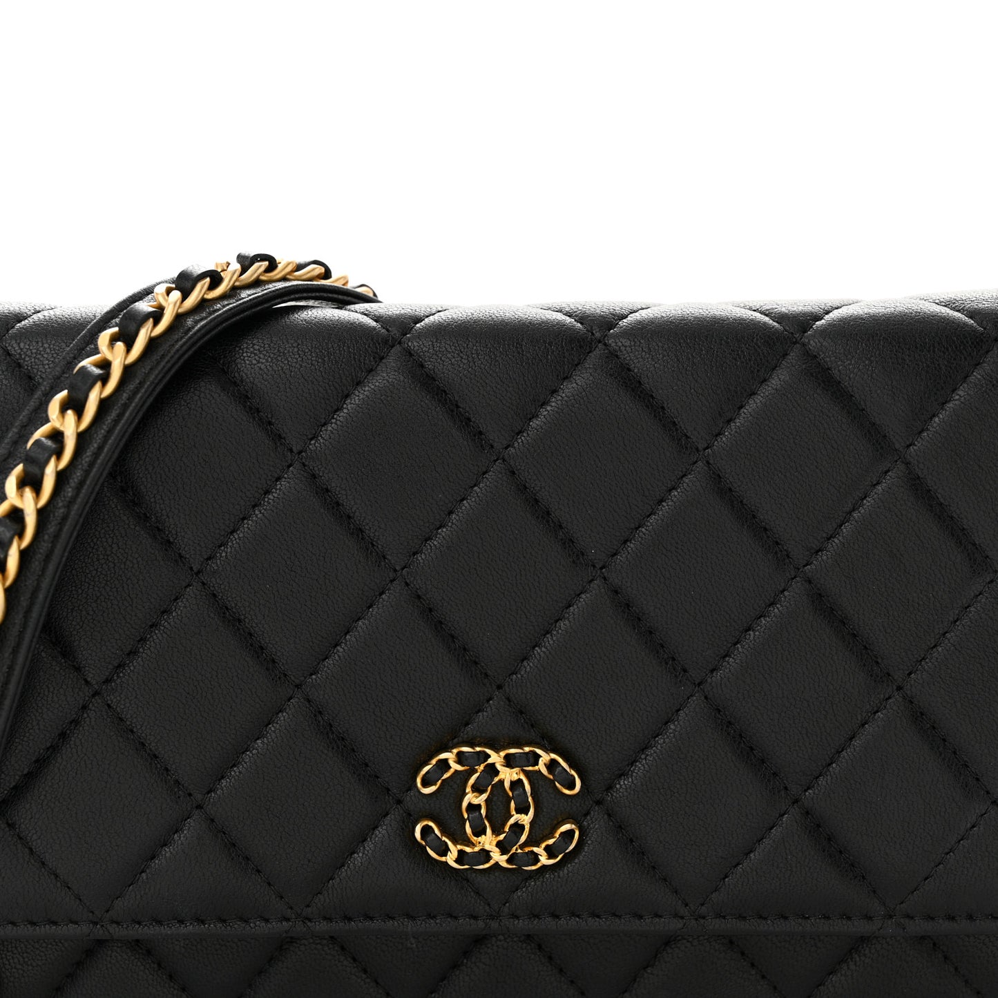 Lambskin Quilted Infinity Wallet On Chain WOC Black