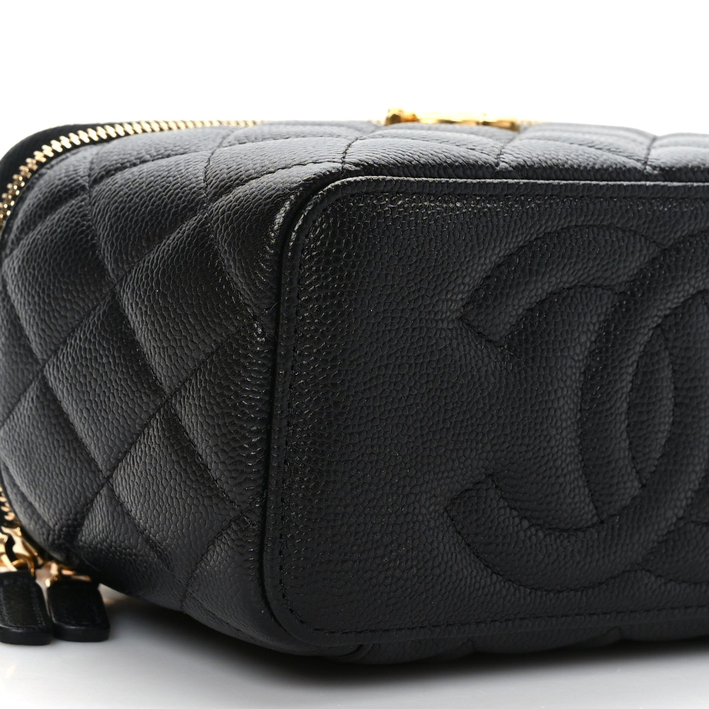 Caviar Quilted Sweetheart Vanity Case Black