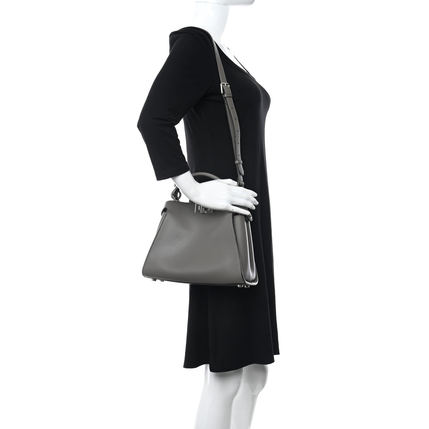 Fendi Vitello Tahiti Burro Medium Peekaboo Iconic Essentially Satchel Foresta Macaron 2 of 11