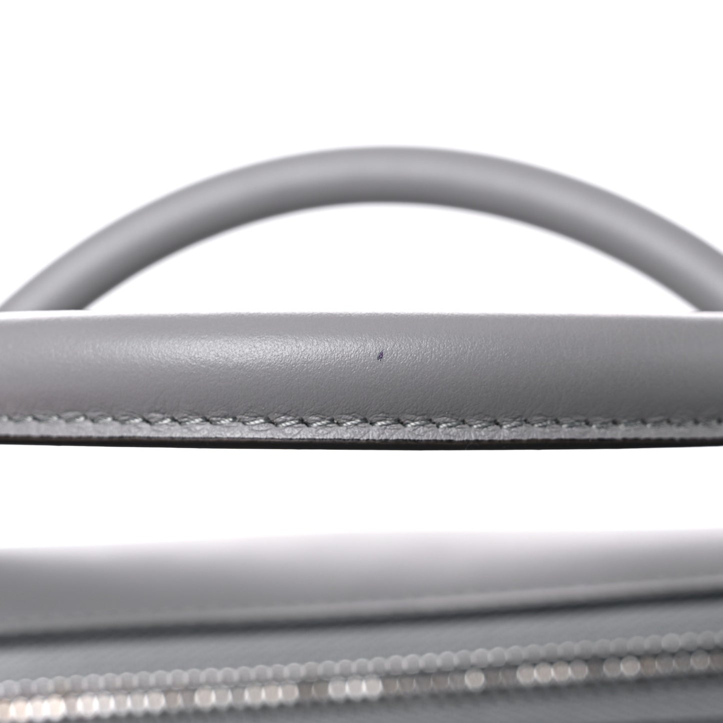 Soft Calfskin Medium Soft Antigona Pearl Grey