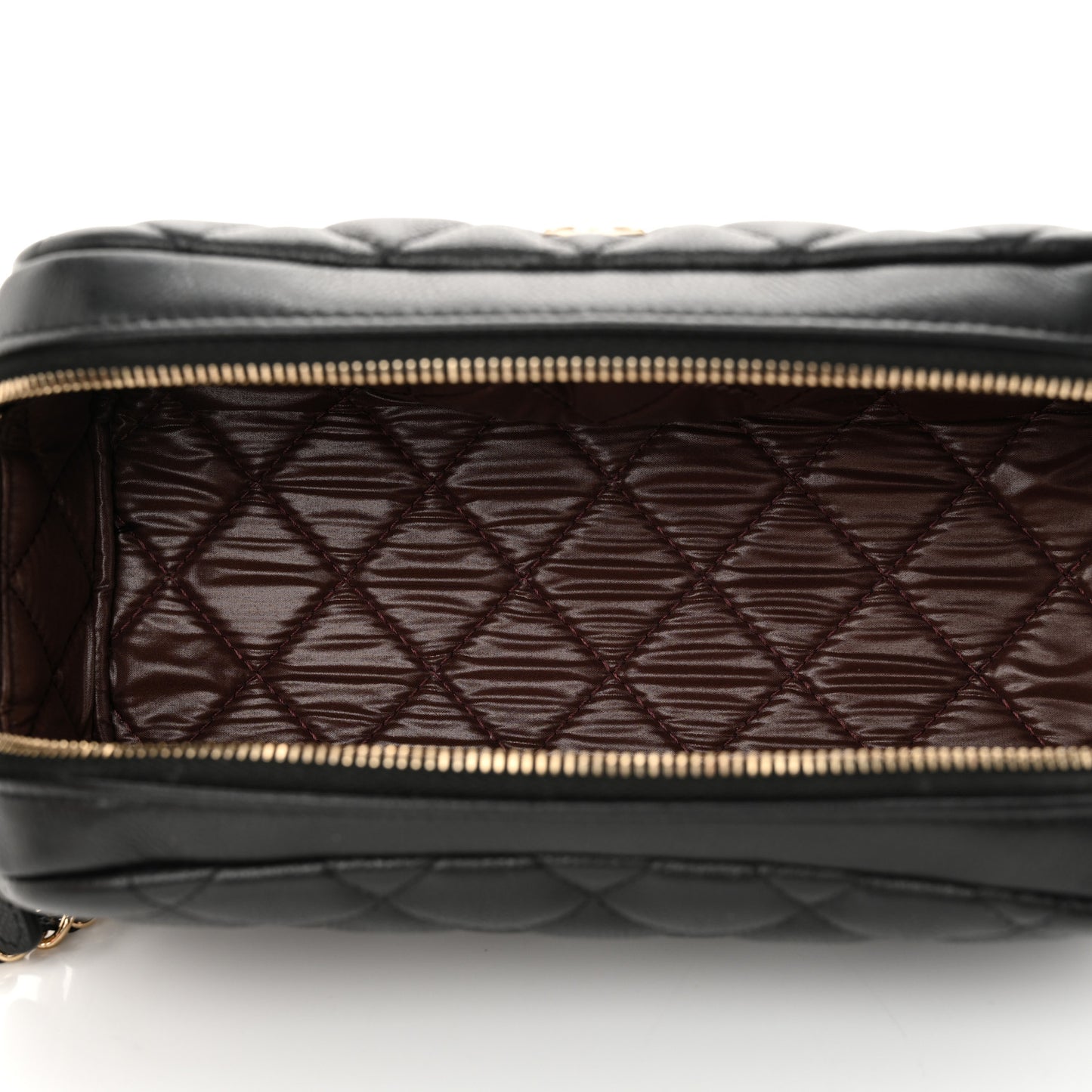 Caviar Quilted Toiletry Case With Chain Black