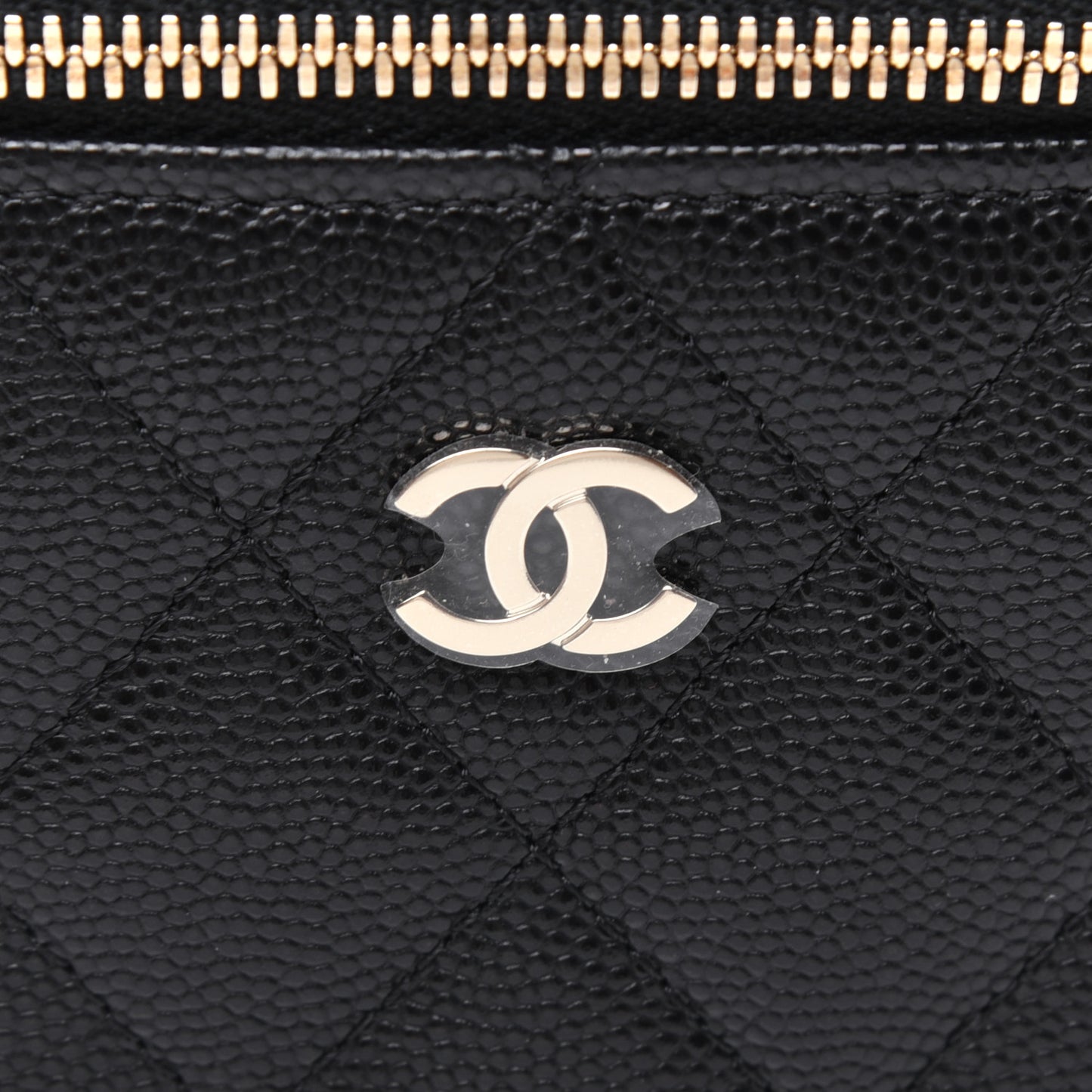 Caviar Quilted Mini Vanity Case With Chain Black