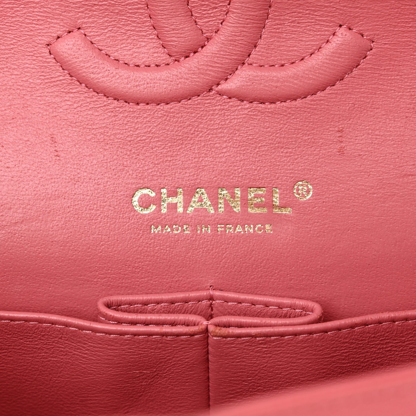 Iridescent Caviar Quilted Medium Double Flap Dark Pink