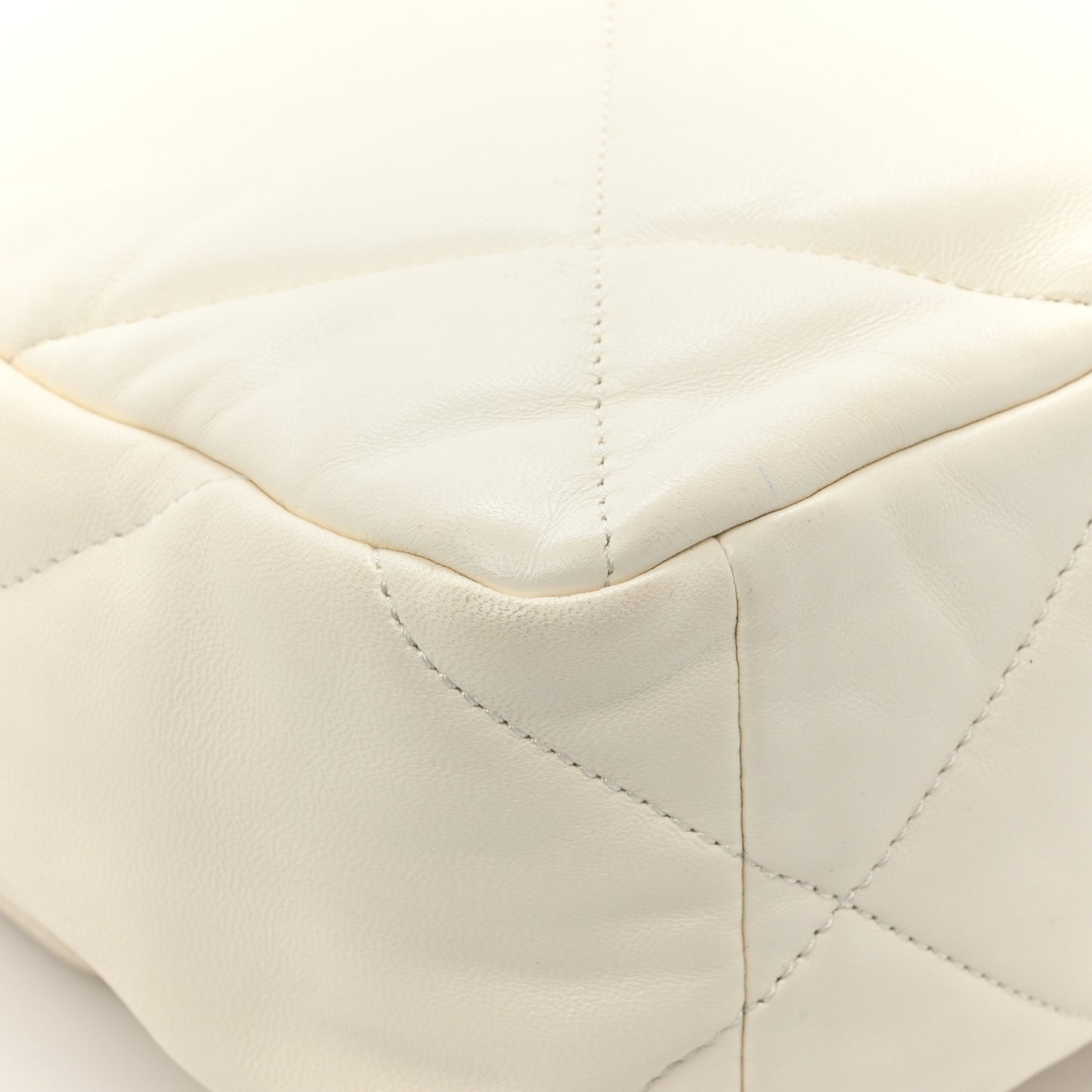 Lambskin Quilted Large Chanel 19 Flap White