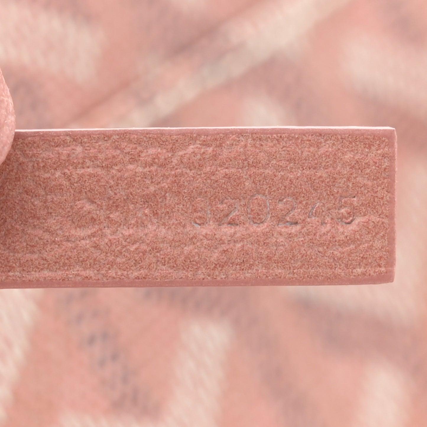 Iridescent Goyardine Saint Louis PM Pearly Coral