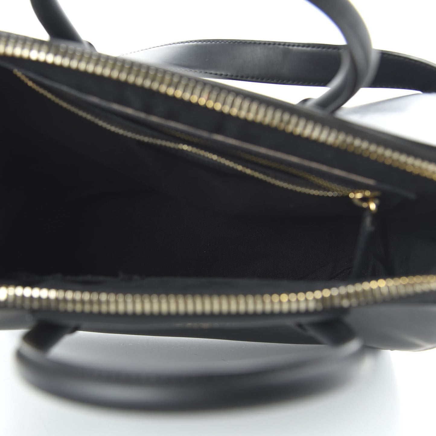 Rubber Effect Calfskin Medium Antigona Black