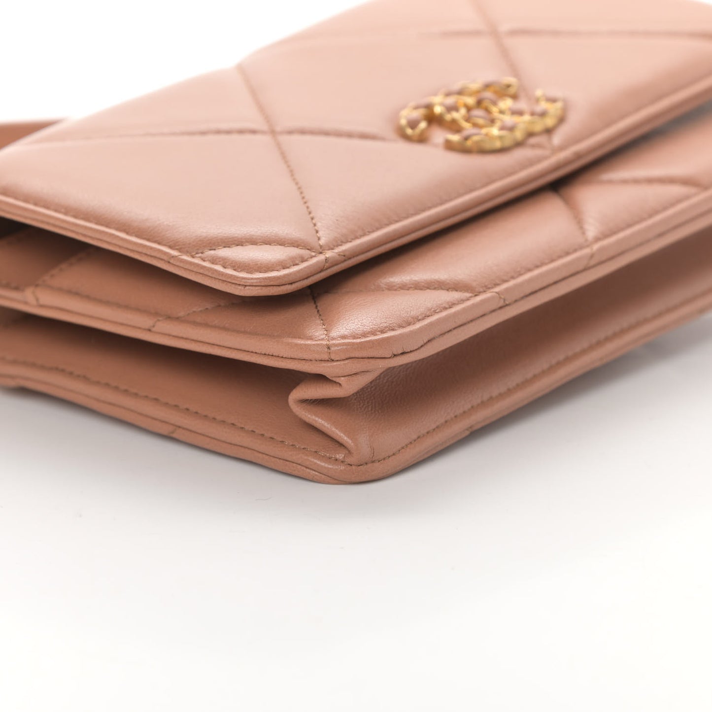 Lambskin Quilted 19 Wallet On Chain WOC Brown
