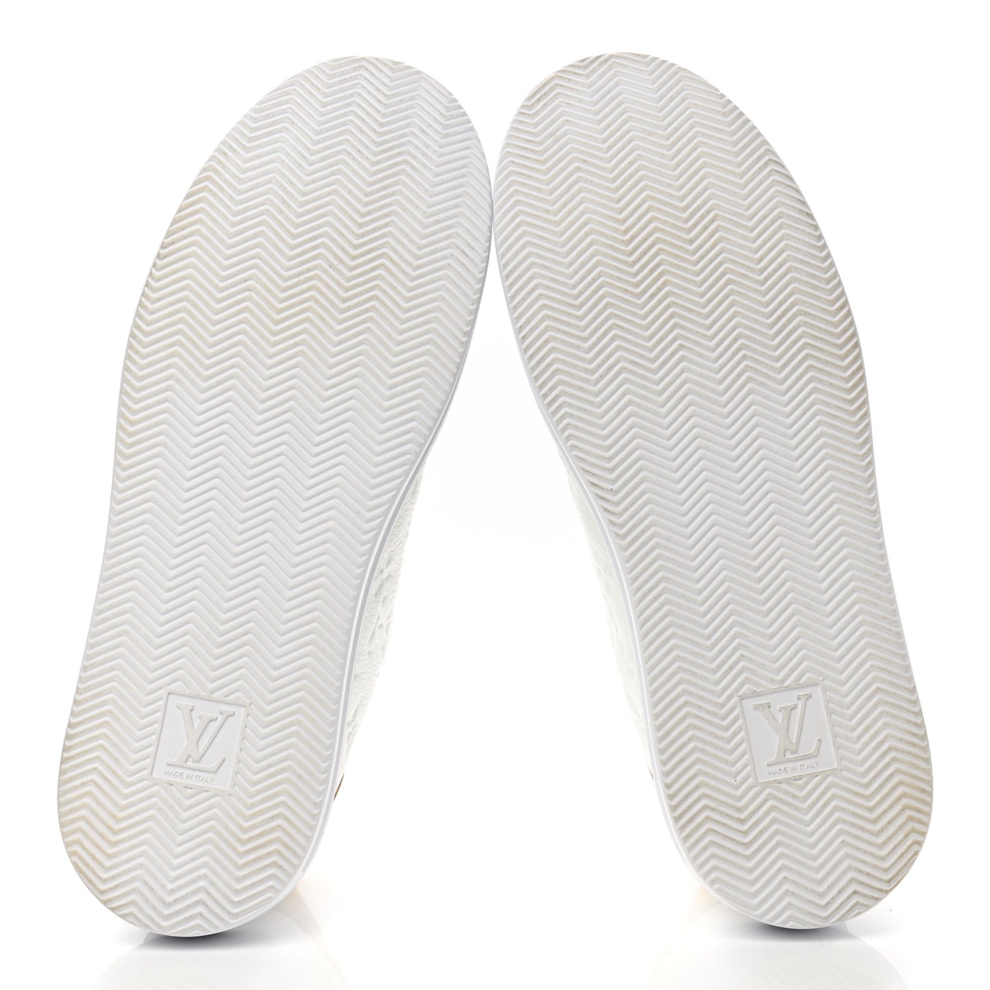 Grained Calfskin Embossed Monogram Mens Beverly Hills Sneakers 10.5 White