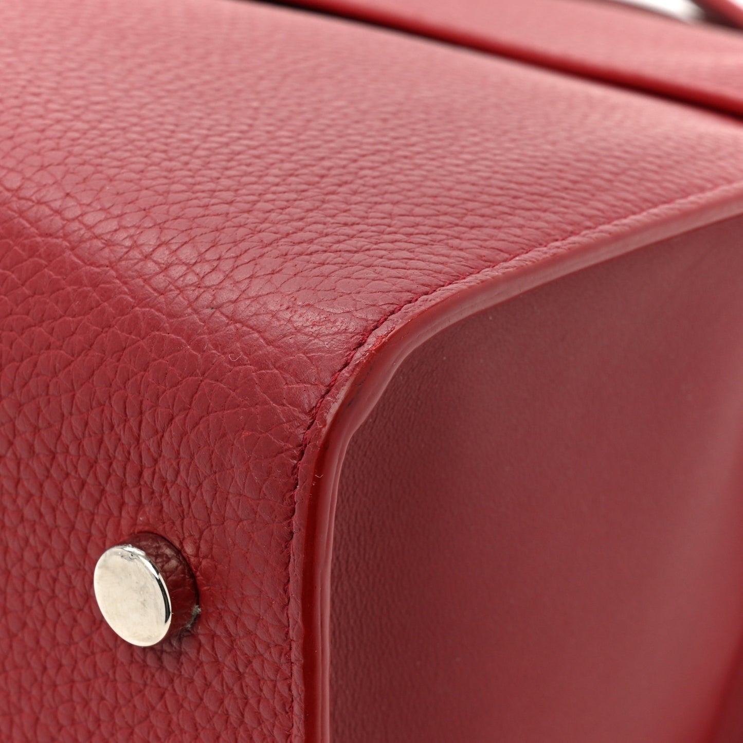 Bullcalf Medium Diorever Flap Red