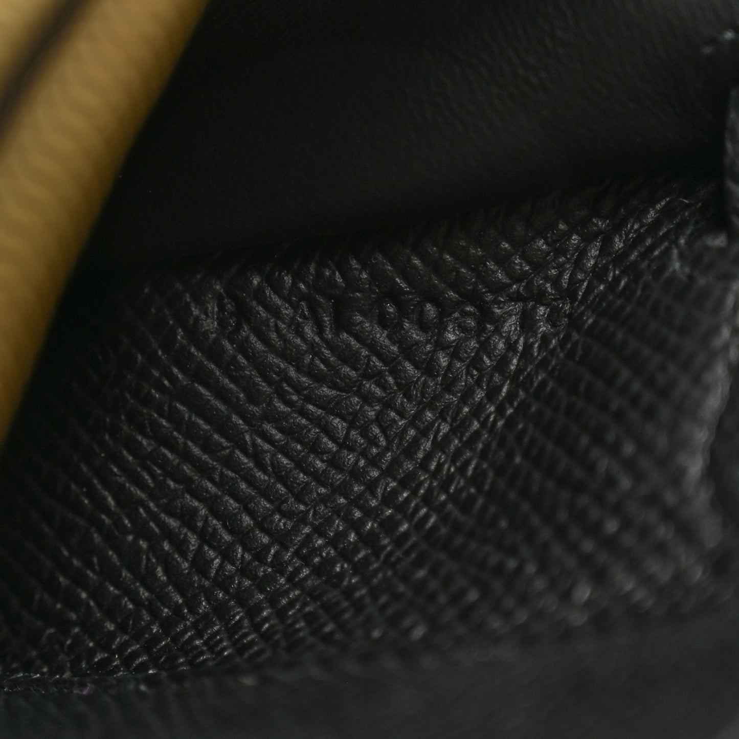 Epsom Kelly Wallet To Go Black