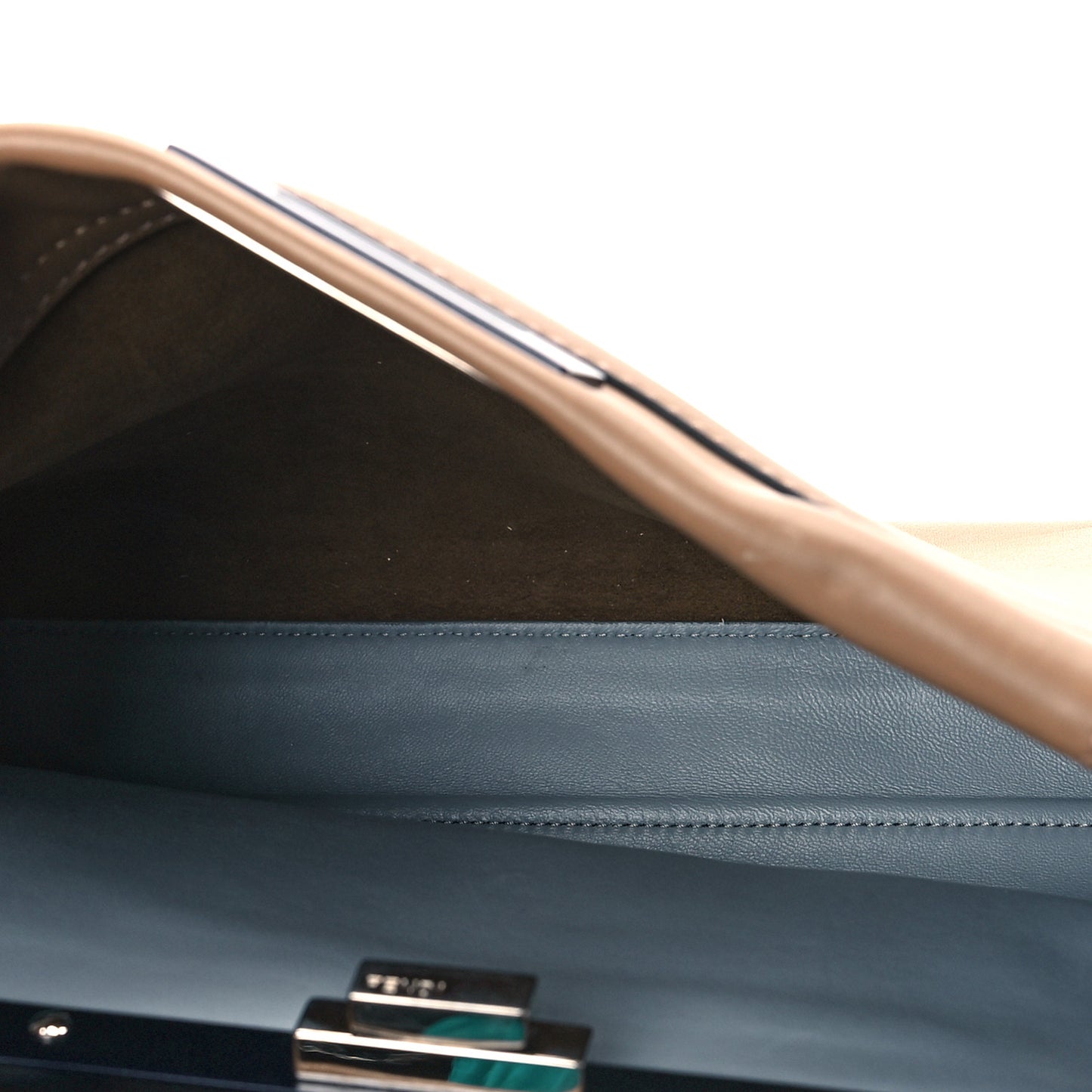 Vitello Seta Shiny Nappa Medium Peekaboo Iconic Satchel Cuoio Ardesia