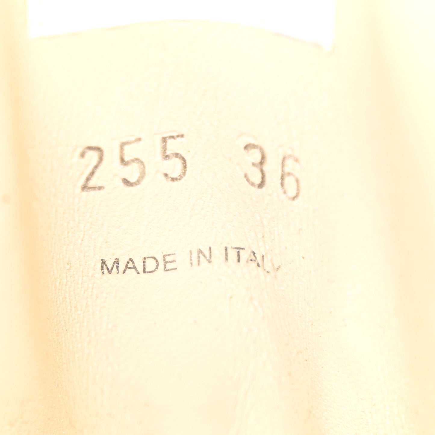 Spazzolato Rois Re-Nylon Metal Triangle Logo Monolith Pouch Pocket 55mm Boots 36 Deserto