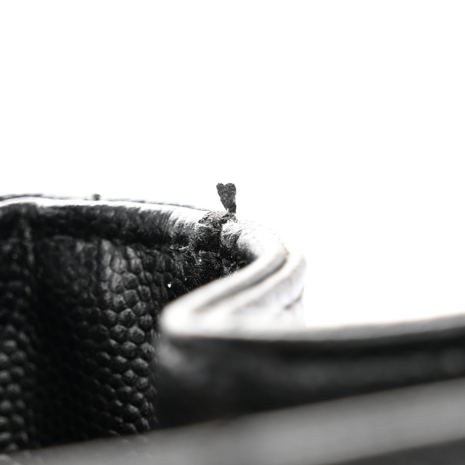 Saint Laurent Grain De Poudre Matelasse Chevron Monogram Shopping Bag Black 11 of 12