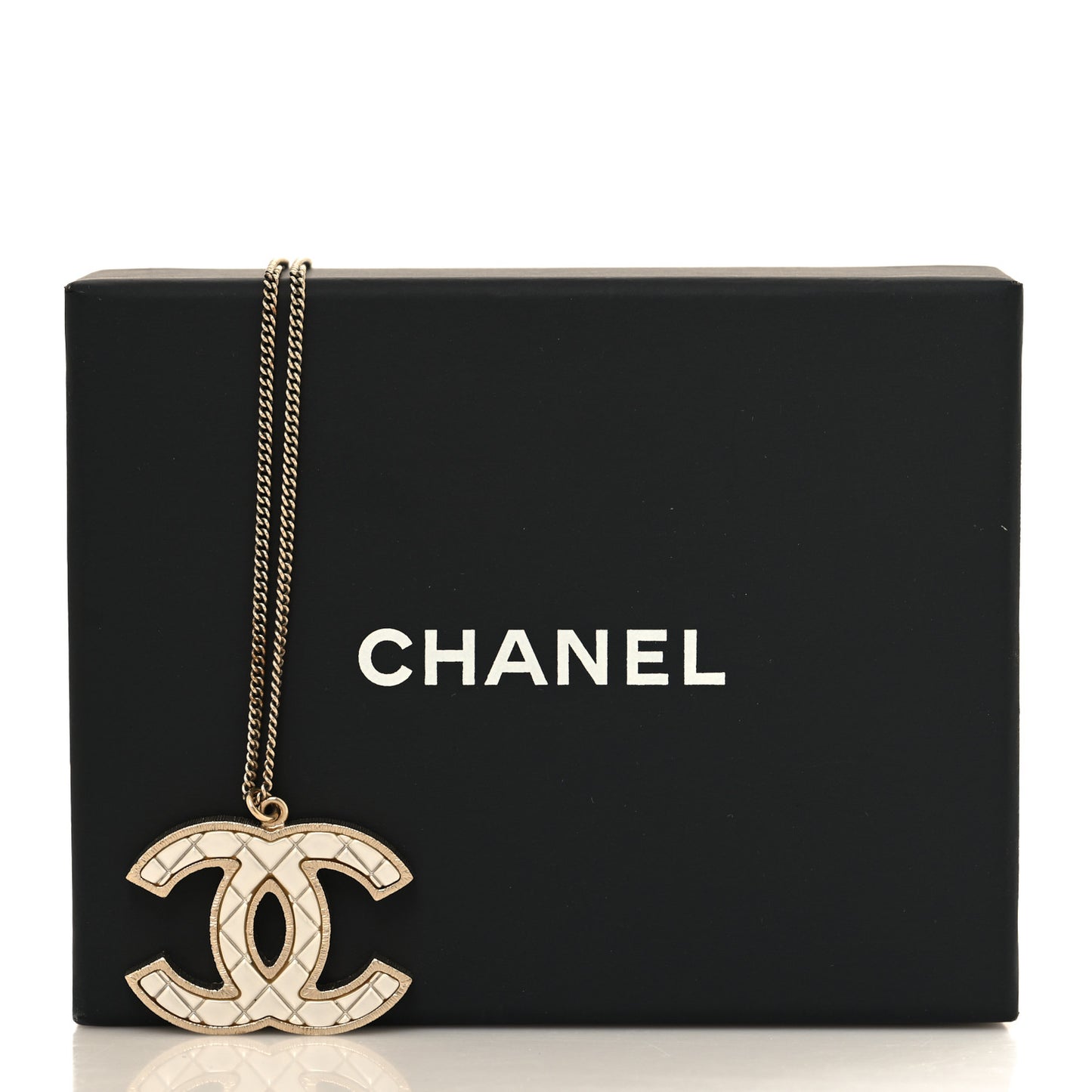 Metal Quilted CC Pendant Necklace Gold White