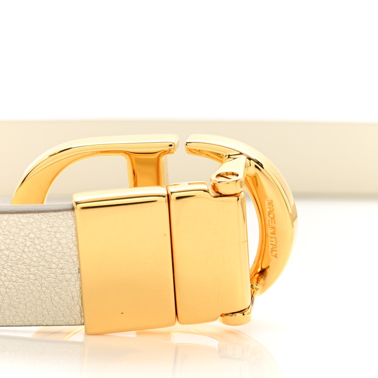 Metallic Calfskin 30 Montaigne Reversible Belt 75 30 Or Multicolor