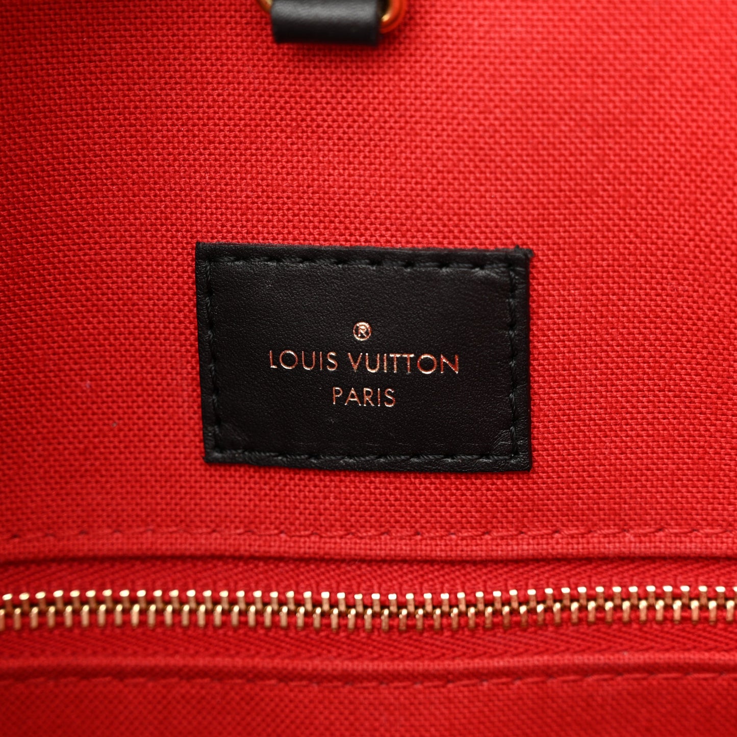 Reverse Monogram Giant Onthego MM