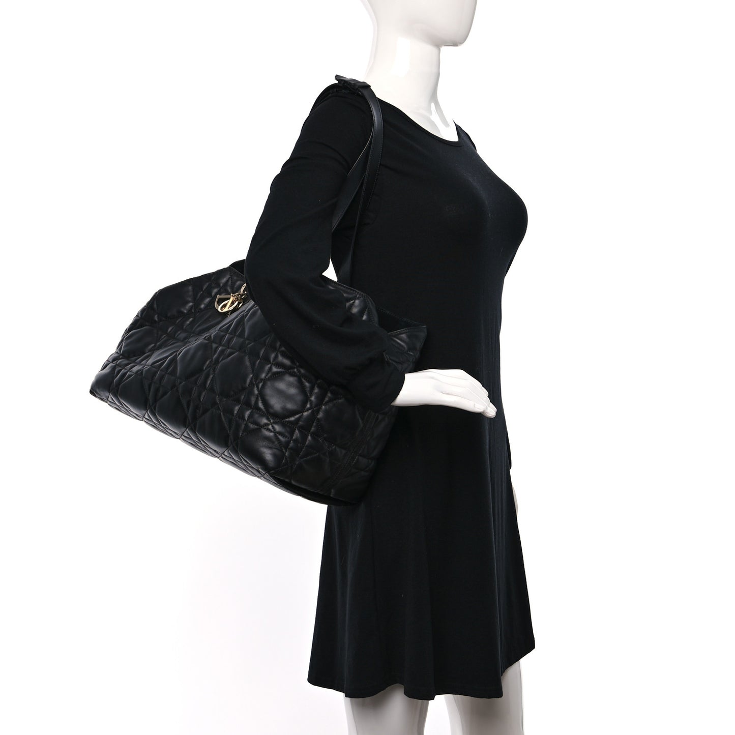 Calfskin Macrocannage Large Toujours Black