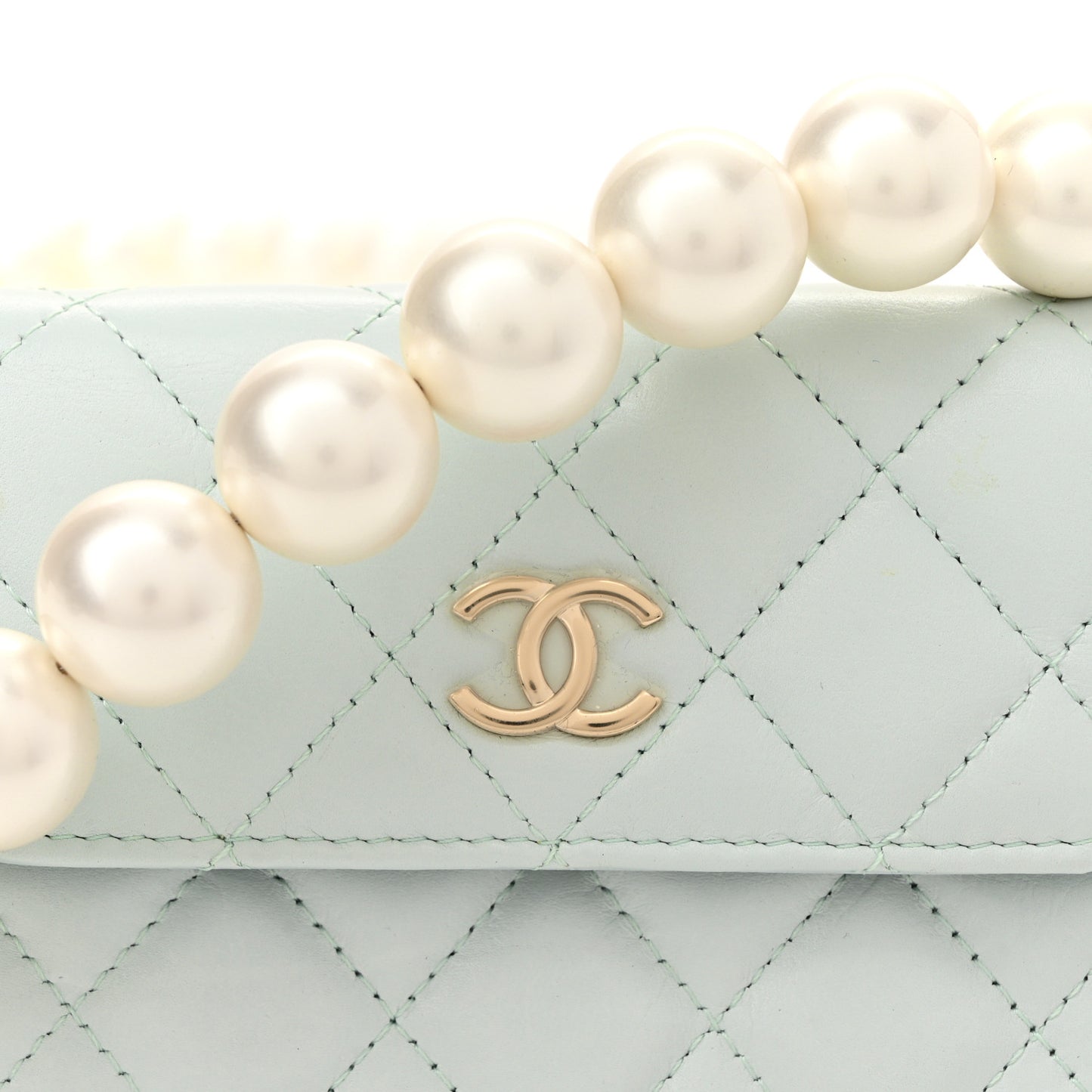 Calfskin Quilted Maxi Pearls Card Holder Flap With Chain Light Blue
