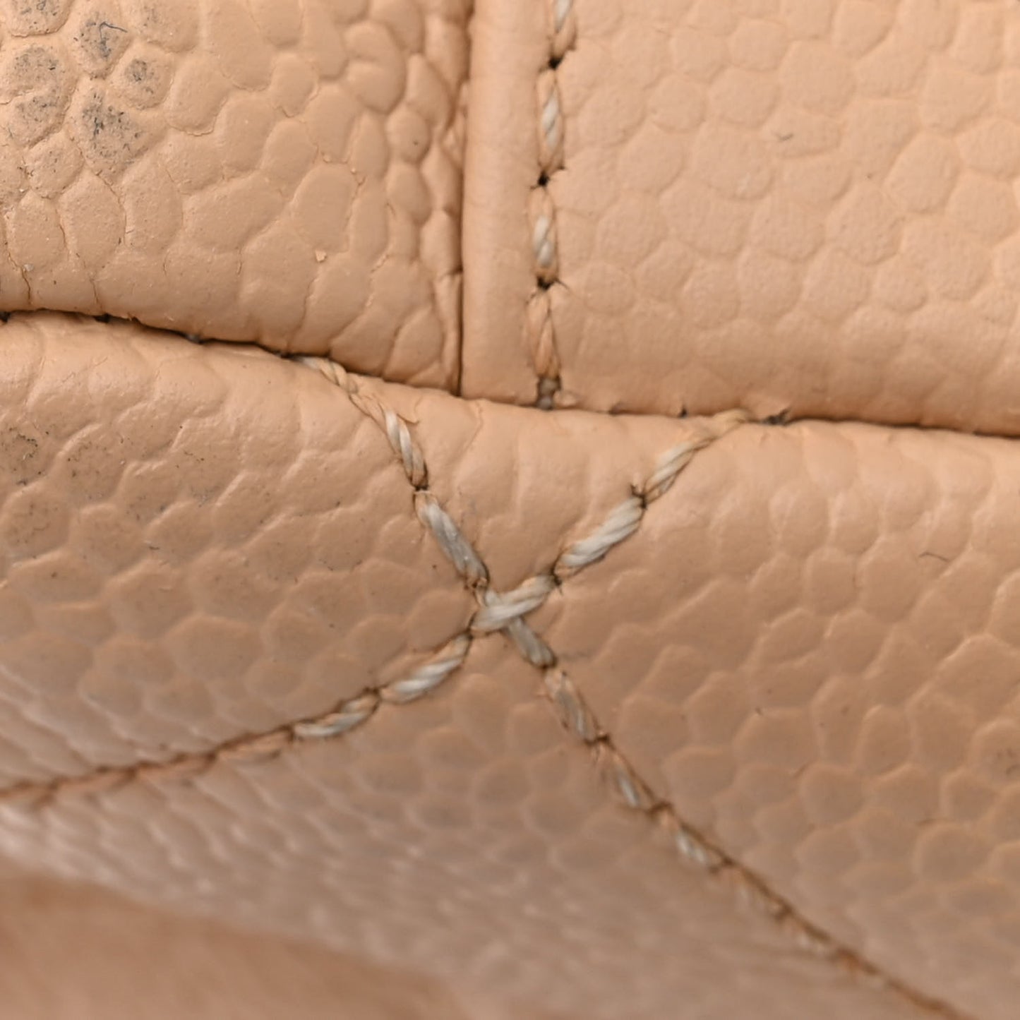 Caviar Quilted Grand Shopping Tote GST Beige Clair