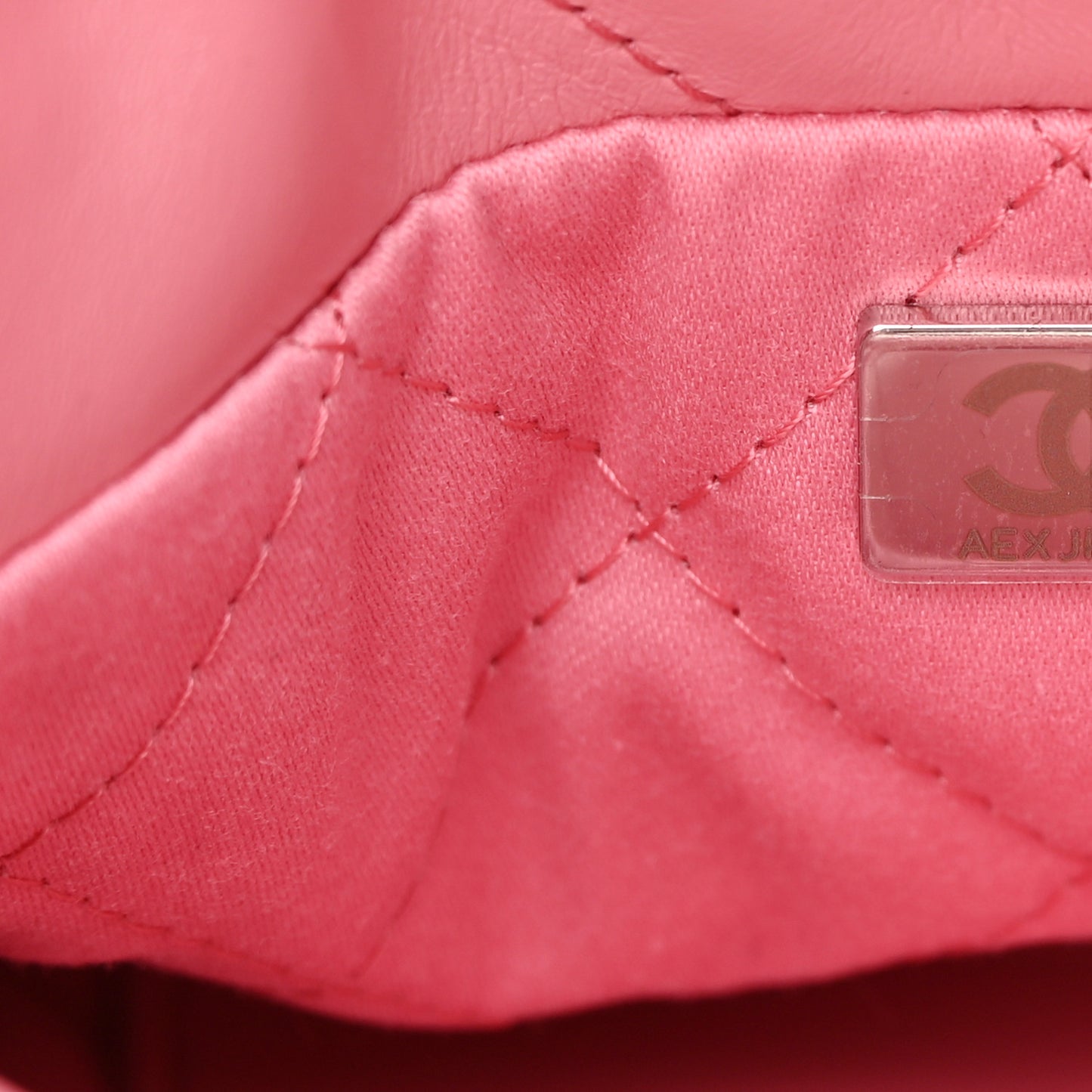 Shiny Calfskin Quilted Mini Chanel 22 Pink