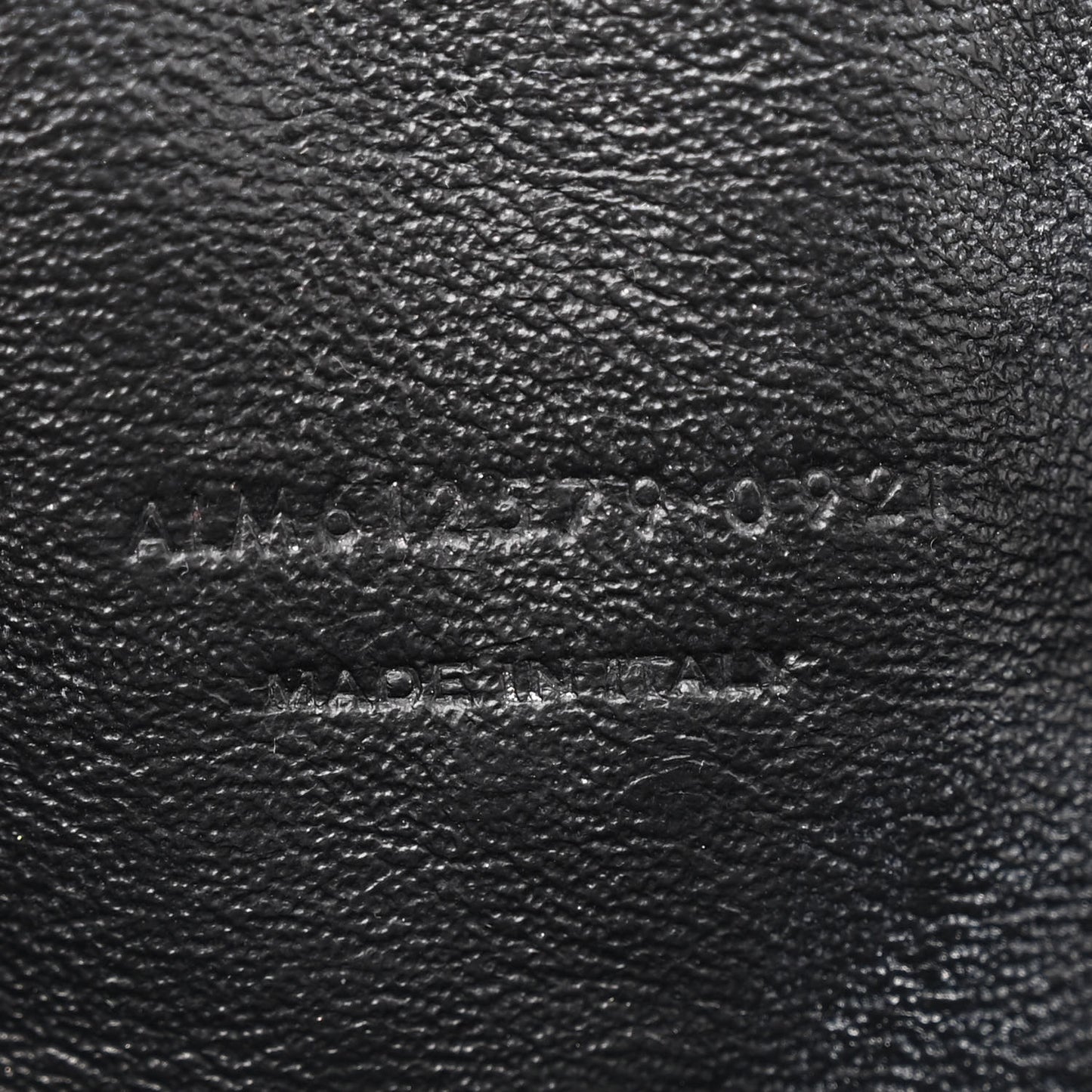 Grain De Poudre Matelasse Monogram Mini Lou Camera Bag Crema Soft