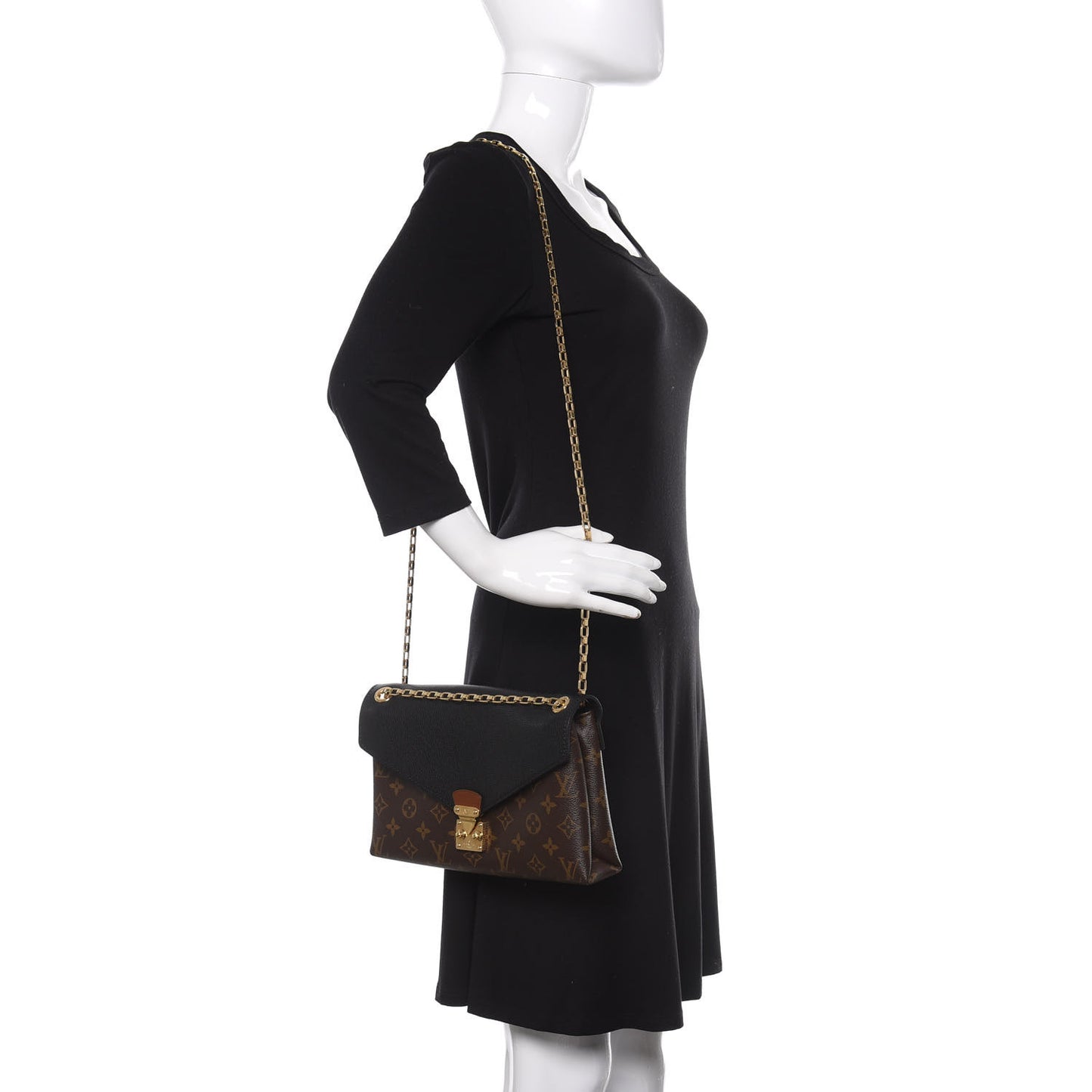 Monogram Pallas Chain Black