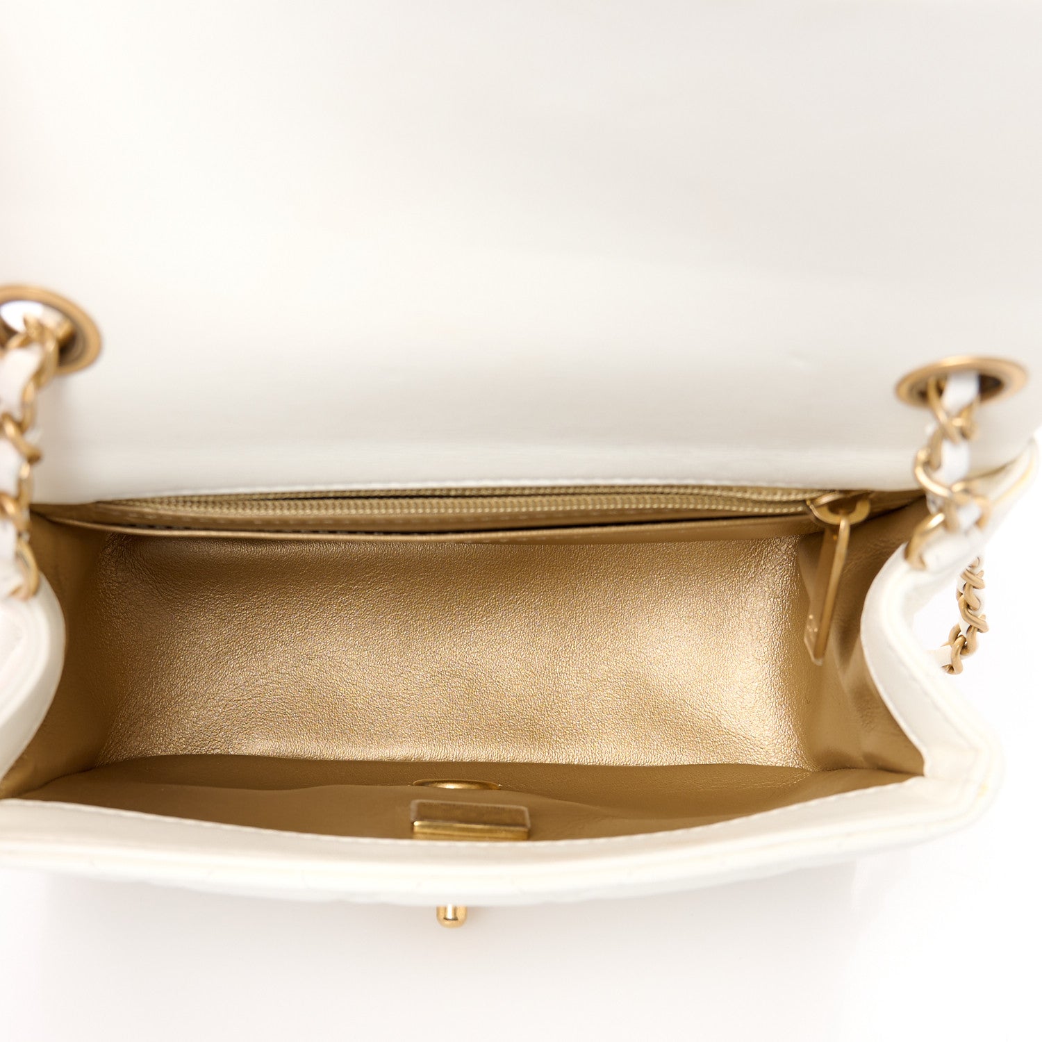 Chanel Lambskin Quilted Mini Pearl Crush Flap White 4 of 11