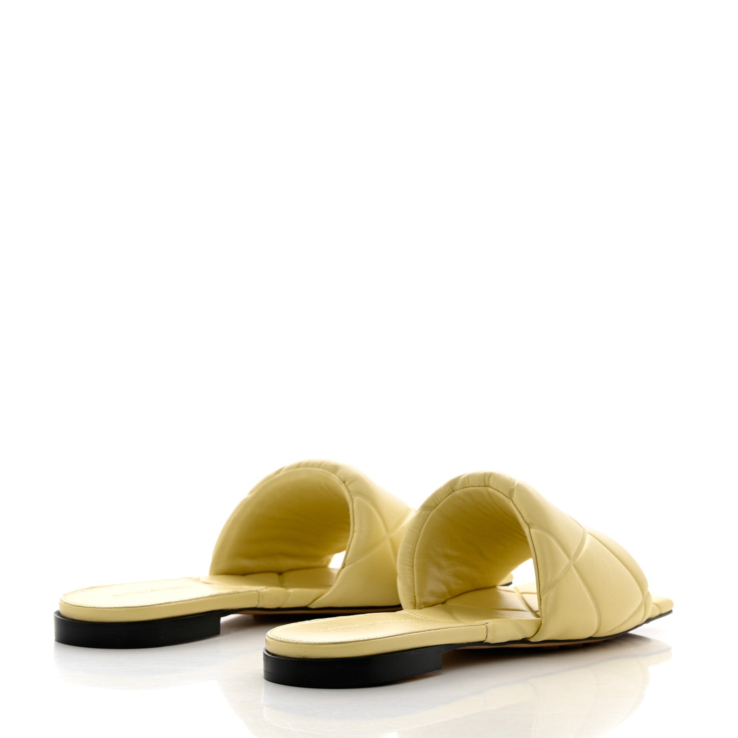 Nappa Quilted Rubber Lido Flat Sandals 39 Moon Beam