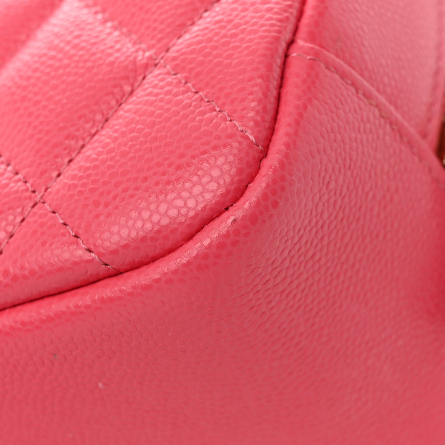 Caviar Quilted Medium Curvy Pouch Cosmetic Case Pink