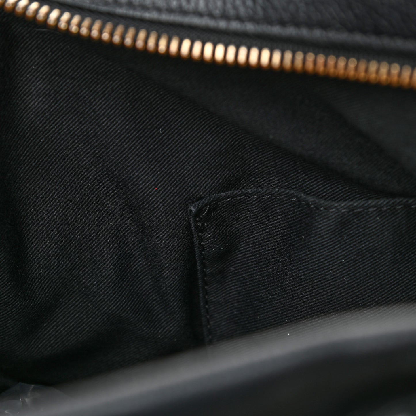 Calfskin Medium Paraty Black