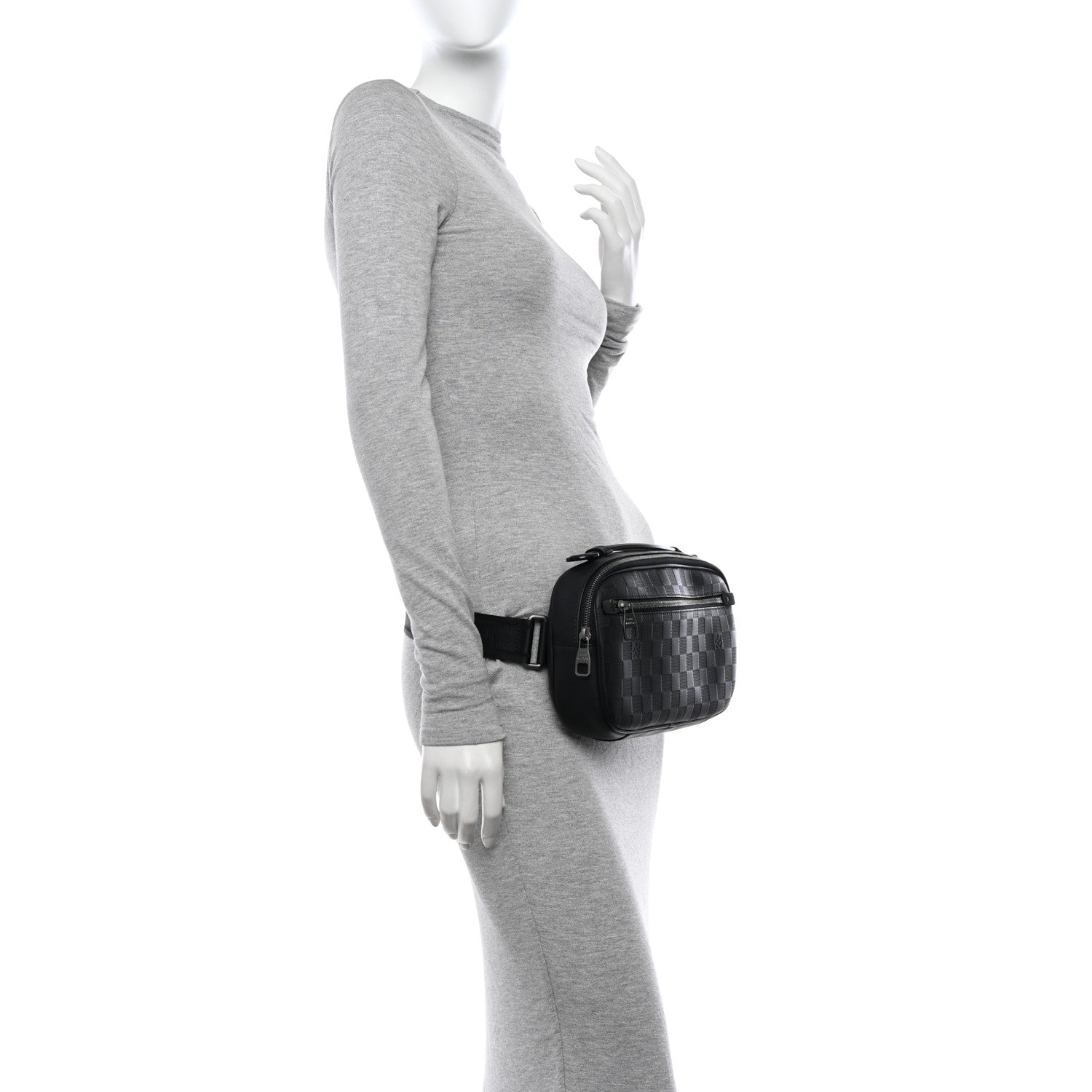 Louis Vuitton Damier Infini Ambler Onyx 3 of 10