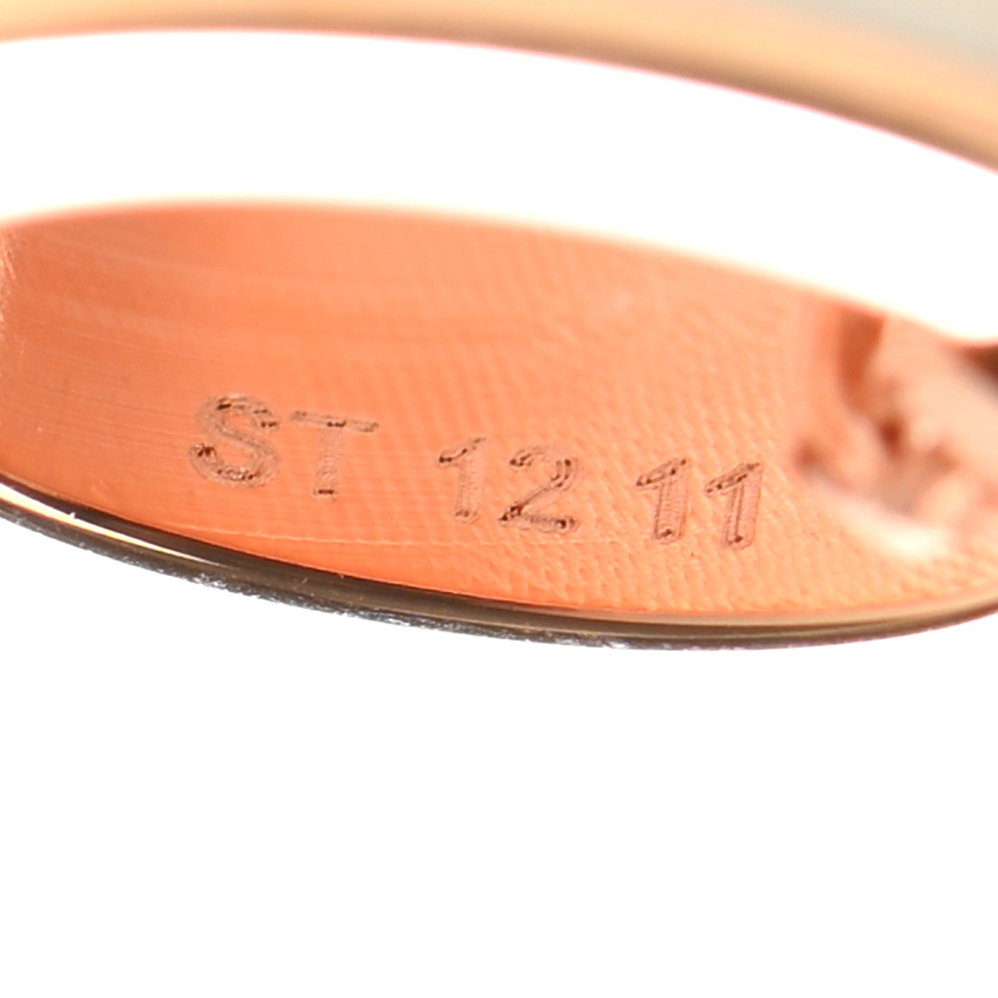 Lacquered Rose Gold Mini Pop H Pendant Necklace White