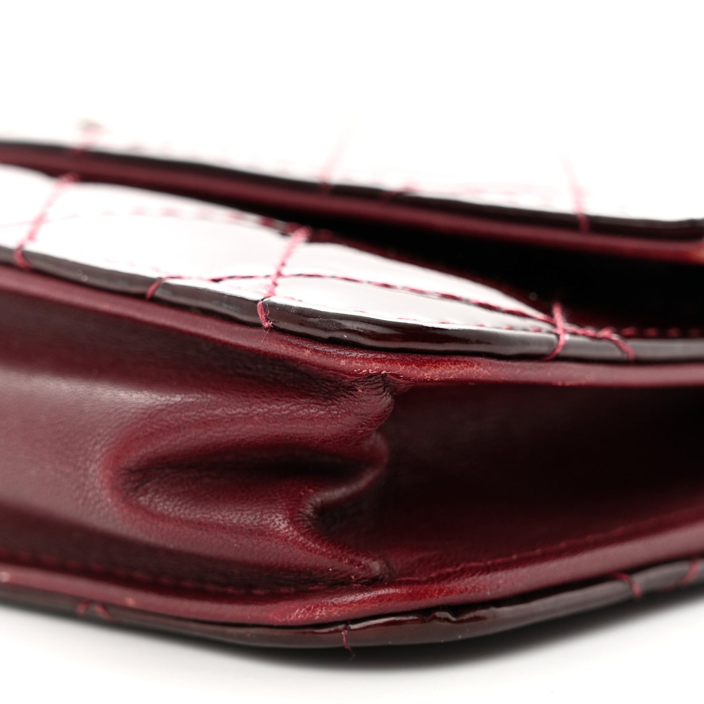 Patent Quilted Brilliant Wallet On Chain WOC Dark Burgundy